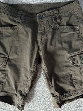 Kuhl Women's Olive Green Cargo Shorts